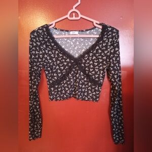 Ardene Black and White Floral Long Sleeve Top